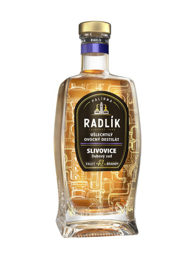 Radlík Plum oak barell 43% 0,5 l