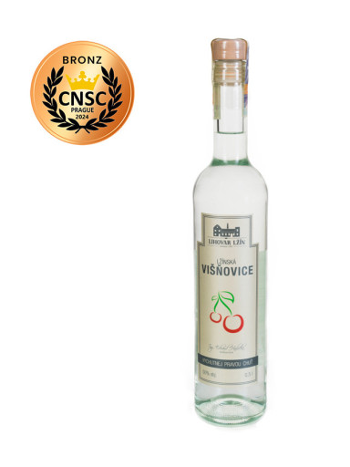 Lžínská sour cherry schnaps  0,5l 50%